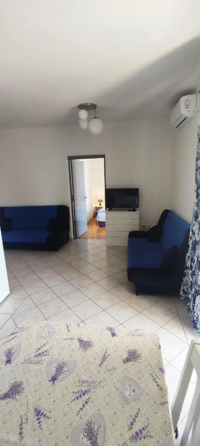 Apartmani Kevric Novi Vinodolski Ngoại thất bức ảnh