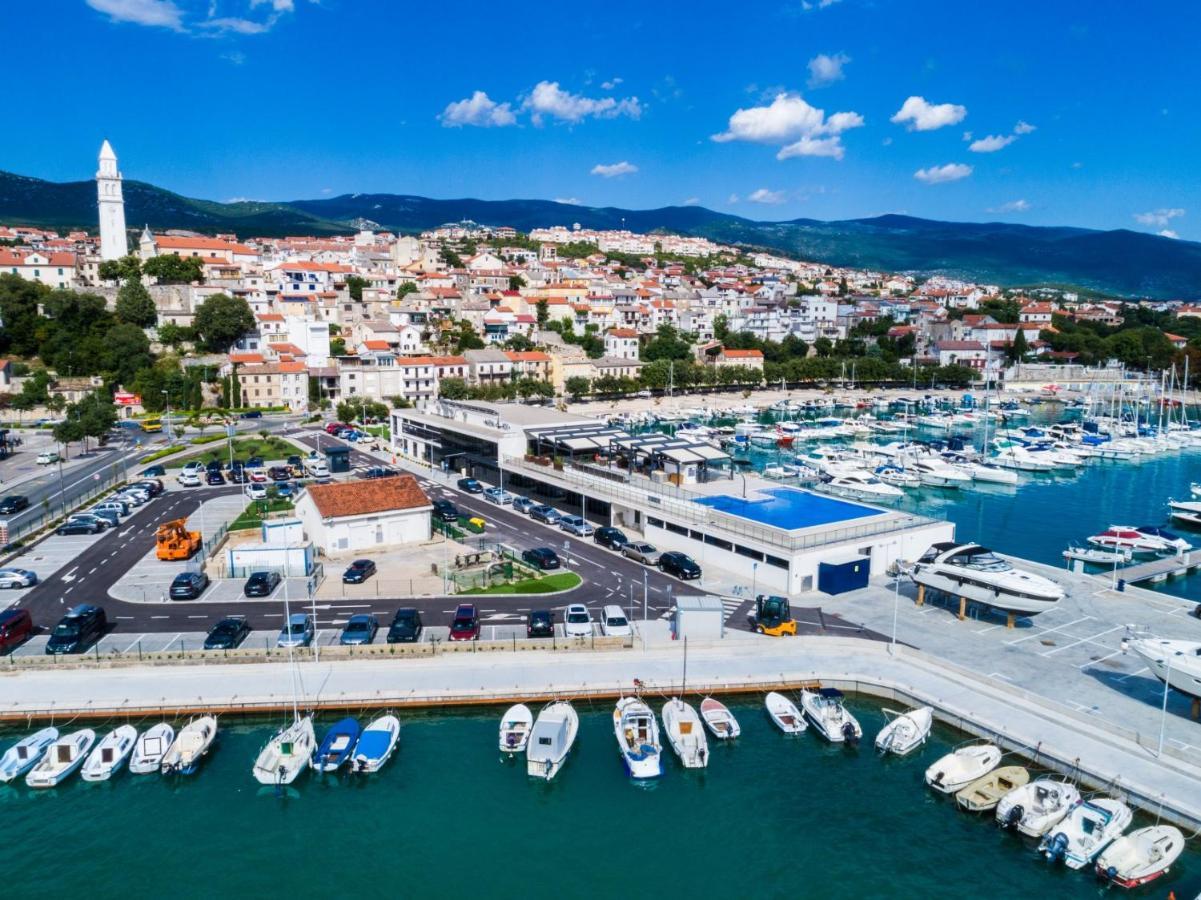 Apartmani Kevric Novi Vinodolski Ngoại thất bức ảnh