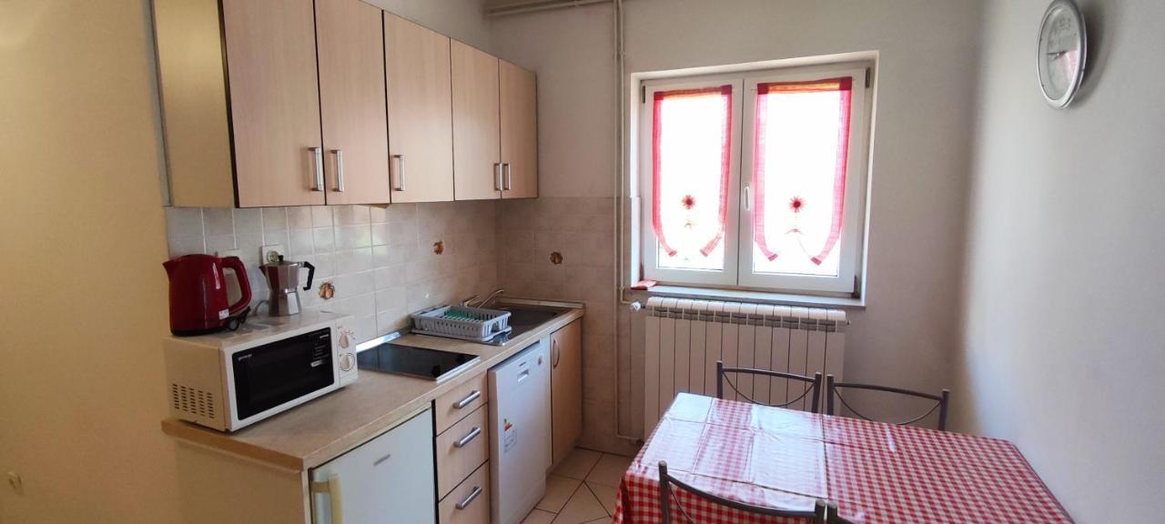 Apartmani Kevric Novi Vinodolski Ngoại thất bức ảnh